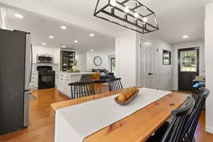10 Lucille Ave, Westford, MA 01886 - Photo 29