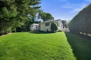 180 Meetinghouse Cir, Needham, MA 02492 - Photo 31
