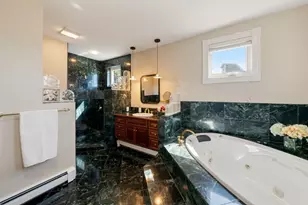 51 Chestnut St, Boston, MA 02129 - Photo 21