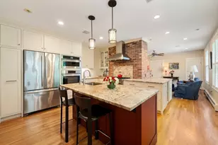 51 Chestnut St, Boston, MA 02129 - Photo 15