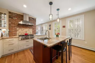 51 Chestnut Street, Boston, MA 02129 - Photo 17