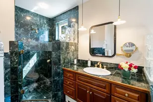 51 Chestnut St, Boston, MA 02129 - Photo 23