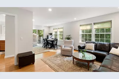 4 Circle St, Middleton, MA 01949 - Photo 5