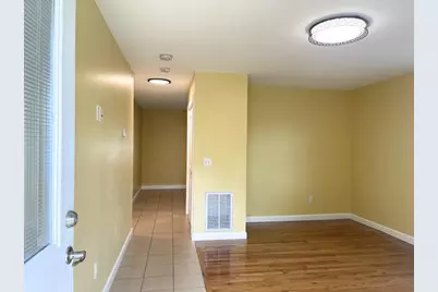 17 Proctor St #1, Peabody, MA 01960 - Photo 7
