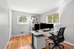 51 Hadley Rd, Framingham, MA 01701 - Photo 11