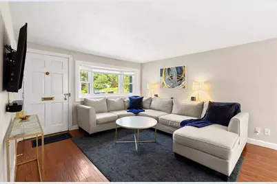 51 Hadley Rd, Framingham, MA 01701 - Photo 3