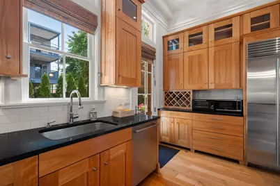 19 Saville Street, Cambridge, MA 02138 - Photo 7
