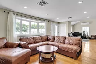 7 Liana, Woburn, MA 01801 - Photo 3