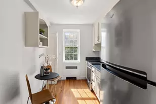16 Ware St, Cambridge, MA 02138 - Photo 9