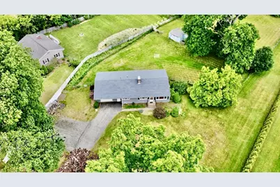 75 Elm St, North Brookfield, MA 01535 - Photo 15