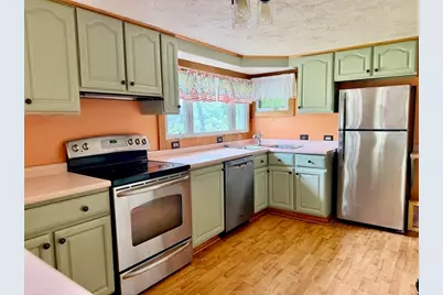 75 Elm St, North Brookfield, MA 01535 - Photo 5