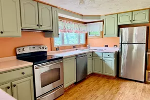 75 Elm St, North Brookfield, MA 01535 - Photo 5