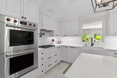5 Jamaica Ln, Haverhill, MA 01830 - Photo 5