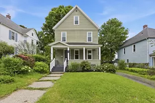 70 Sycamore St, Holyoke, MA 01040 - Photo 1