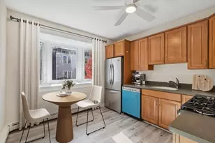 496 E 7th St, Boston, MA 02127 - Photo 5
