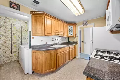 27 Nadine Rd, Brockton, MA 02302 - Photo 31