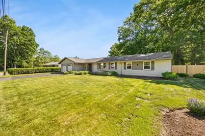27 Nadine Rd, Brockton, MA 02302 - Photo 3