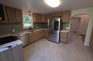 46 Old Powder House Rd, Lakeville, MA 02347 - Photo 9