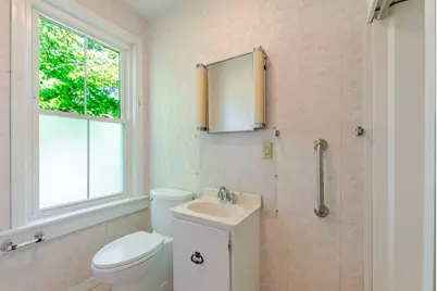 186 Summer St, Gardner, MA 01440 - Photo 11