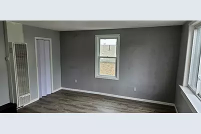 1986-1990 N Main St #2, Fall River, MA 02720 - Photo 5