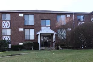 127 Kings St, Franklin, MA 02038 - Photo 1