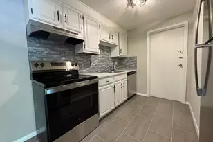 1 Albert Dr, Woburn, MA 01801 - Photo 3