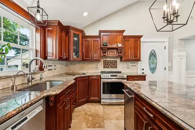 6 Suntaug Street, Lynnfield, MA 01940 - Photo 9