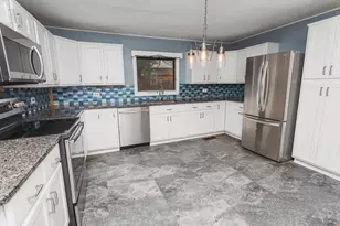 15 School St, Buckland, MA 01370 - Photo 7