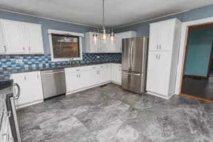 15 School St, Buckland, MA 01370 - Photo 9