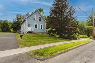 15 School St, Buckland, MA 01370 - Photo 3