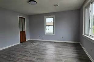 1986-1990 N Main St, Fall River, MA 02720 - Photo 7
