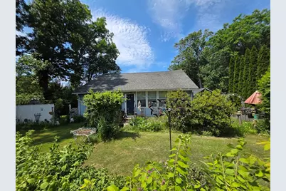 55 French Dr, Palmer, MA 01069 - Photo 1