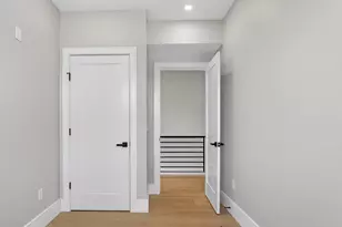 325B Alewife Brook Pkwy, Somerville, MA 02144 - Photo 25