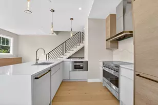 325B Alewife Brook Pkwy, Somerville, MA 02144 - Photo 7