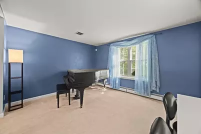 27 N Grove St, Middleborough, MA 02346 - Photo 21