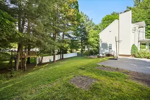 27 N Grove St, Middleborough, MA 02346 - Photo 37