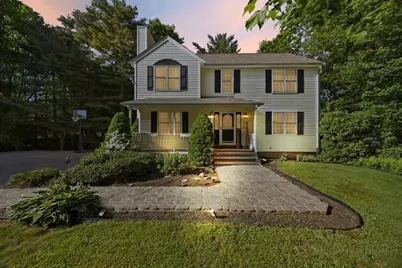 27 N Grove St, Middleborough, MA 02346 - Photo 1