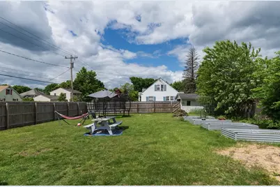 342 Davis St, Greenfield, MA 01301 - Photo 29