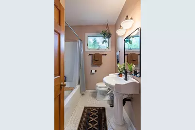 342 Davis St, Greenfield, MA 01301 - Photo 23