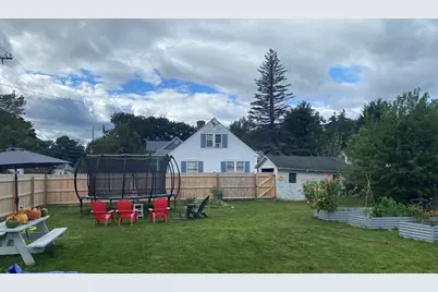 342 Davis St, Greenfield, MA 01301 - Photo 27