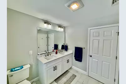 60 Garside St #5, Fall River, MA 02720 - Photo 9
