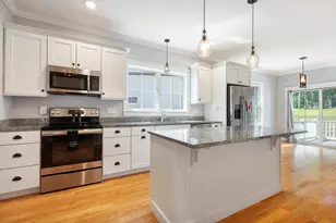 27 Compass Point Dr, Douglas, MA 01516 - Photo 9
