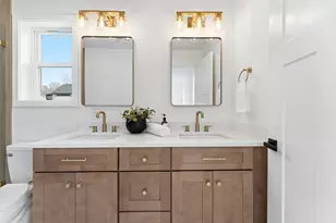 142 Fisher St, Attleboro, MA 02703 - Photo 27