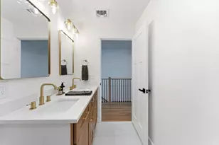 142 Fisher St, Attleboro, MA 02703 - Photo 35