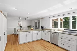 89 Main St, Westford, MA 01886 - Photo 11