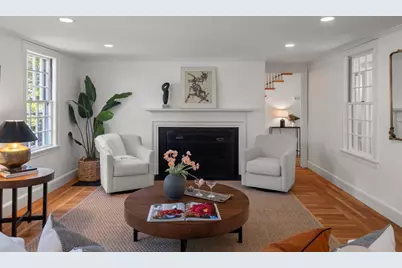 25 Chestnut Hill Rd, Newton, MA 02467 - Photo 3
