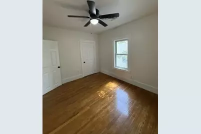 69 E Central St #2, Worcester, MA 01605 - Photo 9
