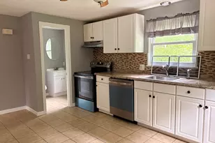 49 Riverton Rd, Springfield, MA 01109 - Photo 11
