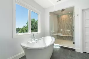 1058 Beacon St, Newton, MA 02459 - Photo 27
