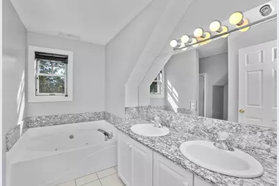 81 Beecher Pl #81, Newton, MA 02459 - Photo 17